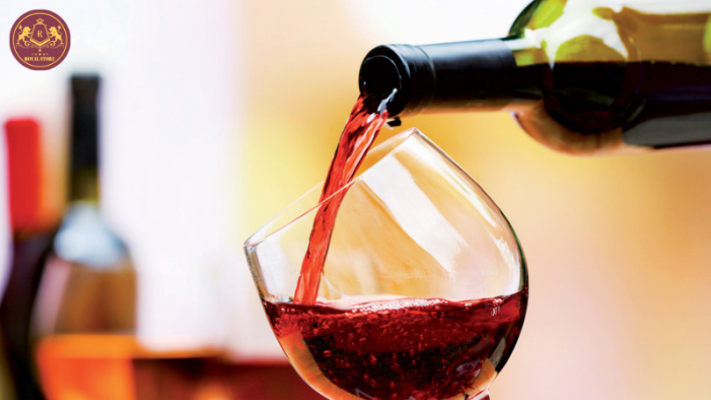 Sắc đỏ đậm đà và tuyệt đẹp của rượu vang Emblem Cabernet Sauvignon