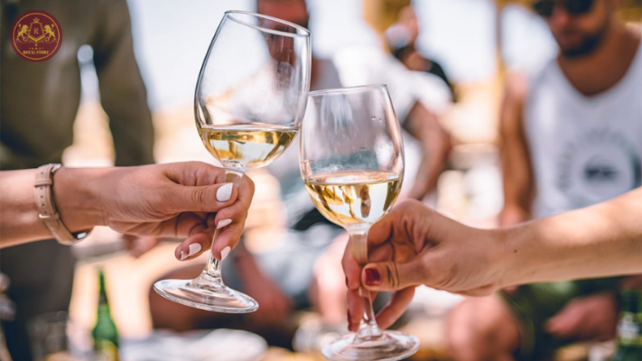 Nhiệt độ thích hợp và dịp thưởng thức rượu vang 770 MILES Chardonnay