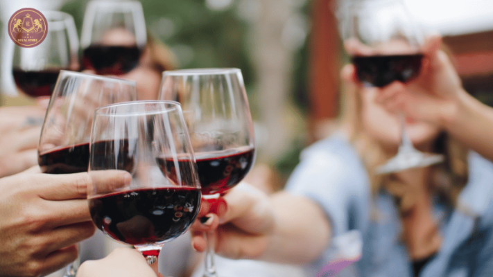 Nhiệt độ thích hợp và các dịp đặc biệt để thưởng Rượu vang True Grit Reserve Red Blend