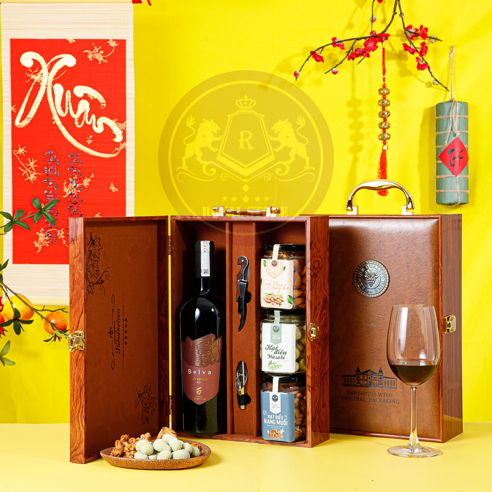 Q - 31 Set Quà tết Royal Store 12