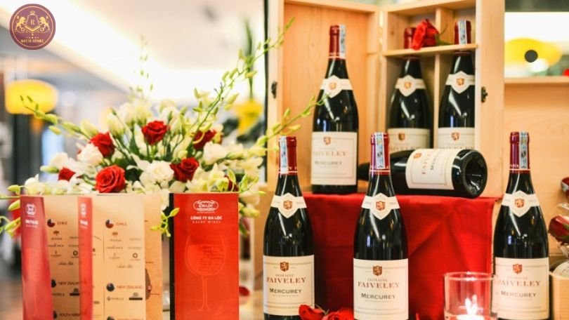 Rượu vang Ý Vindoro Vang Con Công – Biểu tượng của sự giàu có