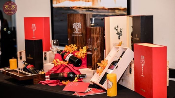 Tặng quà tân gia nên lựa chọn rượu vang gì?